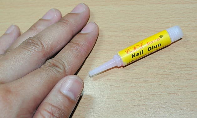 Comment Poser Des Faux Ongles Soi Même Fantaisy Nails